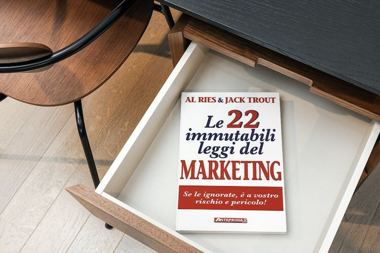 Le 22 Immutabili Leggi Del Marketing Le 22 Immutabili Leggi del Marketing: che impatto hanno oggi
